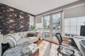 Photo 12- click for photo gallery